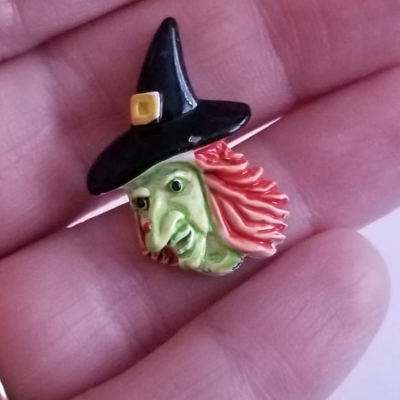 Vintage witch pin Halloween lapel brooch creepy spooky jewelry - Picture 6 of 9